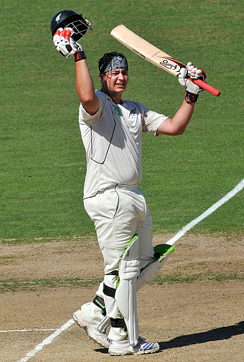Jesse Ryder goes one step further with his maiden double-hundred, New Zealand v India, 2nd Test, Napier, 2nd day, March 27, 2009
