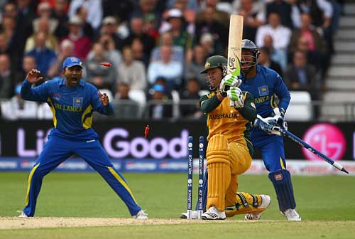 Ricky Ponting is bowled by Ajantha Mendis