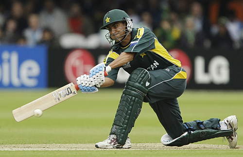 Younis Khan goes for the sweep