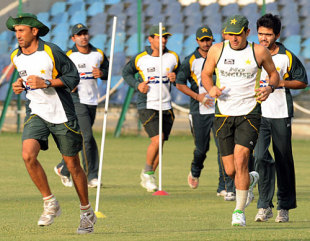 Pakistan players go through drills during their camp, Karachi, September 13, 2009