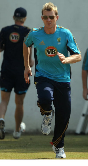 Brett Lee at a training session ahead of the second one-dayer, Nagpur, October 27, 2009