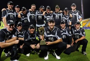 Cricinfo photo of the celebrating Black Caps team