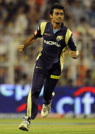 Jaidev Unadkat took three wickets, including the important one of Yusuf Pathan, Kolkata Knight Riders v Rajasthan Royals, IPL, Eden Gardens, April 17, 2010