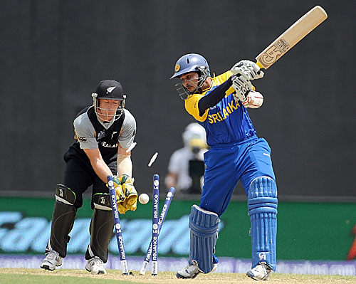 Tillakaratne Dilshan was woeful at the other end, consuming 19 deliveries for his three runs before being bowled
