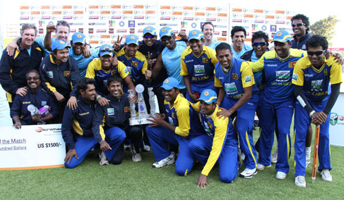The victorious Sri Lankan team with the title