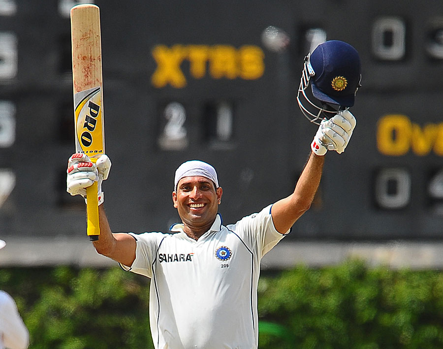 VVS Laxman celebrates his 16th century shortly before the victory