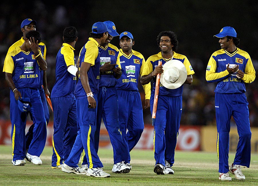 The Sri Lankan team after its win