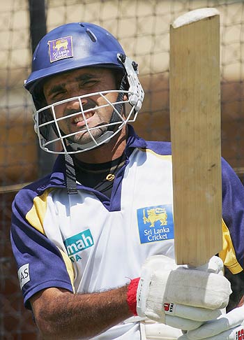 Marvan Atapattu recalled in the Test squad after a break of 18 months