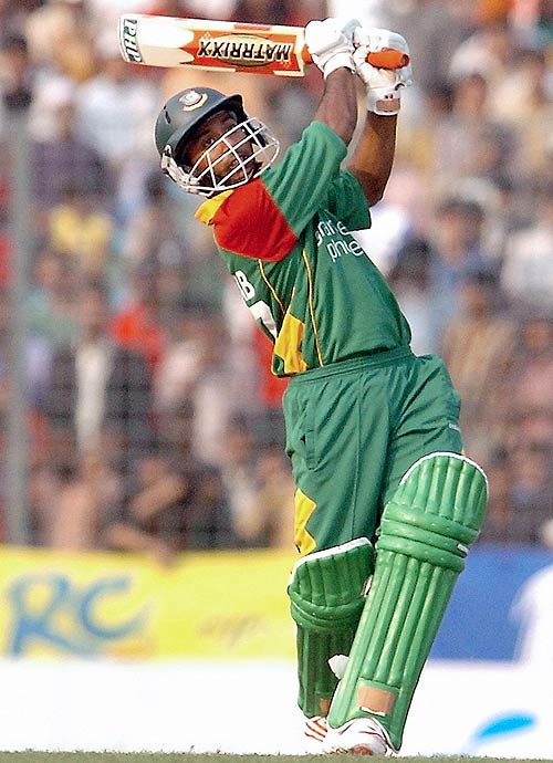 Aftab guides Bangladesh to victory