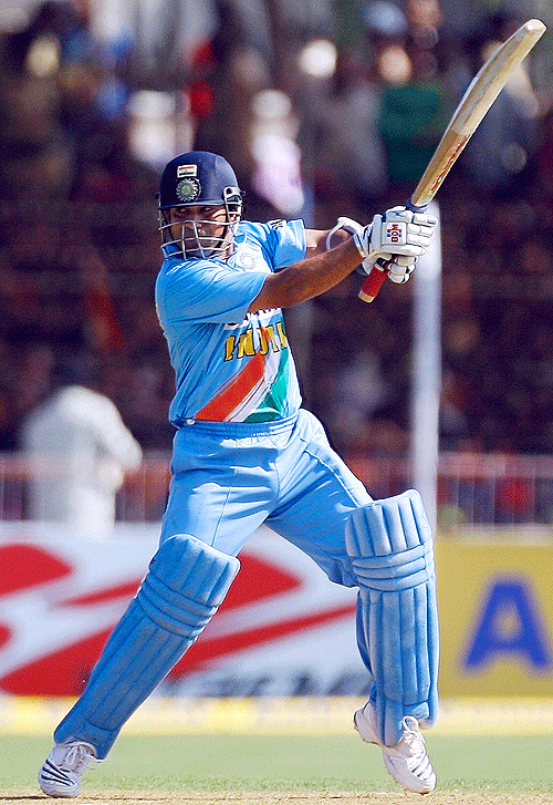Sachin Tendulkar scored his runs in an aggressive manner, India v West Indies, 4th ODI, Vadodara, January 31, 2007