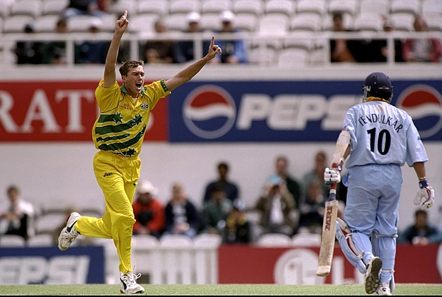 Glenn McGrath nails Sachin Tendulkar for 0, 1st Super Six match: Australia v India, World Cup, The Oval, June 4, 1999