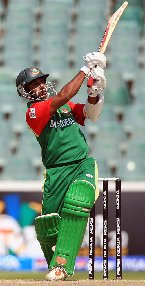  Explosive Bangladesh storm into the second round