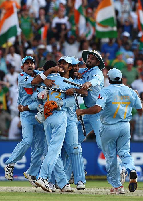 India celebrate victory at the end of the ICC World Twenty20 final, Johannesburg, September 24, 2007