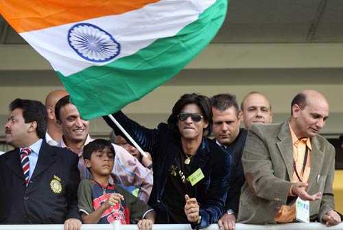 Shah Rukh Khan makes an appearance to cheer the Indian team, India v Pakistan, ICC World Twenty20 final, Johannesburg, September 24, 2007