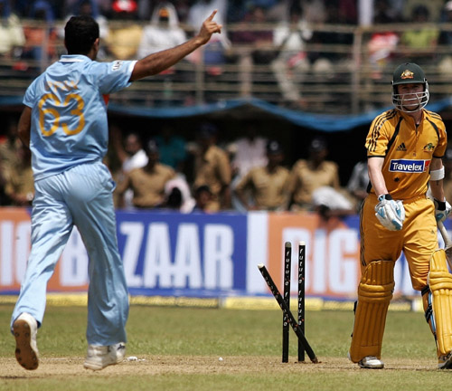 Michael Clarke is out stumped by Dhoni off Irfan Pathan