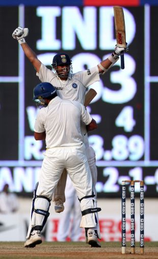 Yuvraj Singh gives Sachin Tendulkar a celebratory lift, India v England, 1st Test, Chennai, 5th day, December 15, 2008